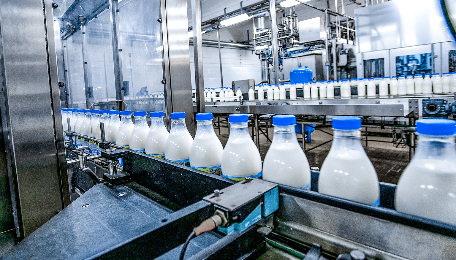 Industrial Cleaning and Washing Spray Solutions